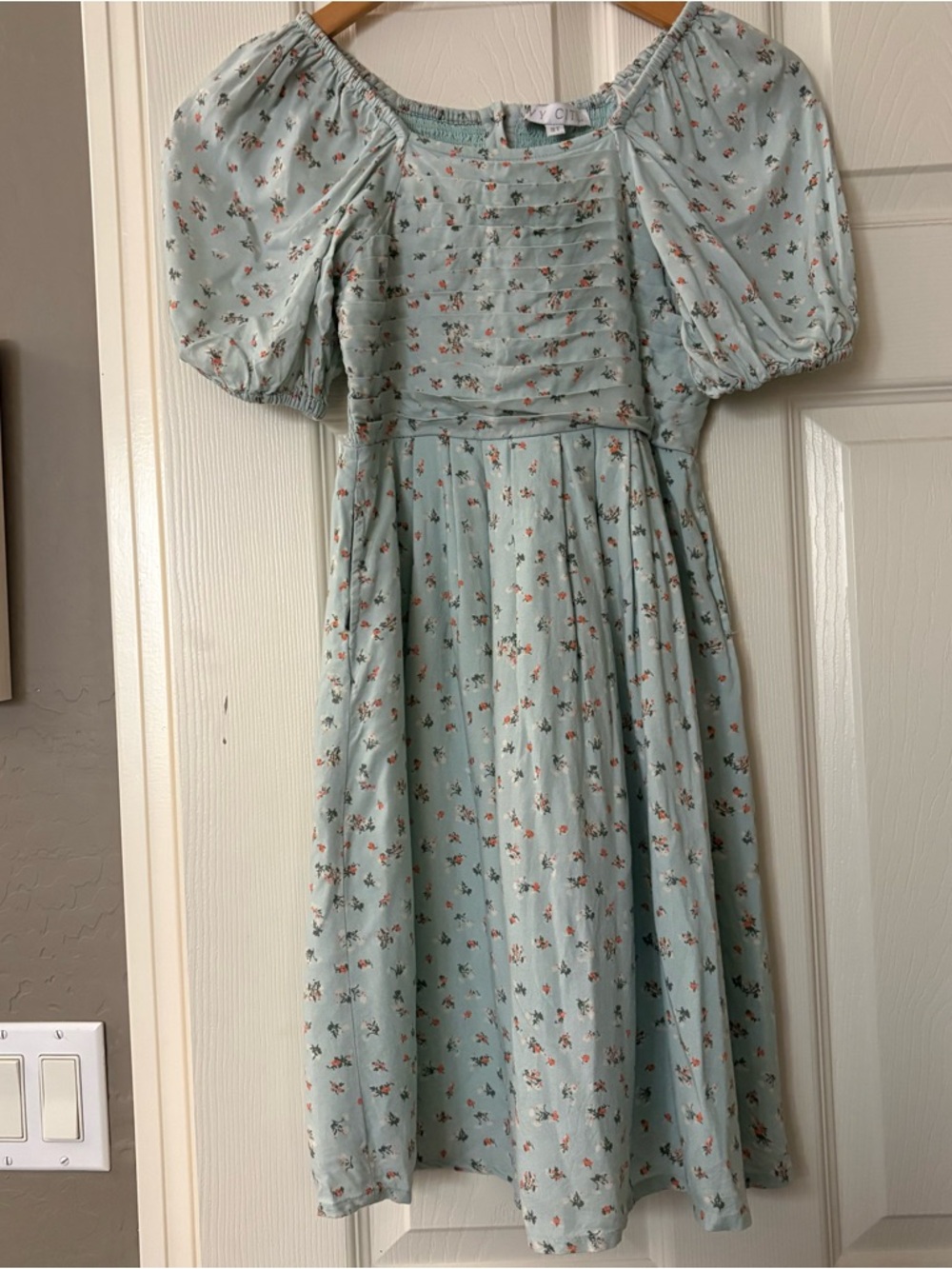 IVY CITY CO Girls Sage Green Floral Dress Size 8T Puff Sleeves Pleated Spring
